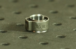 Opaska zaciskowa z wewnętrznym pierścieniem (wkładką) 8,5-10mm szer.7,4mm, nr ref. 10.5